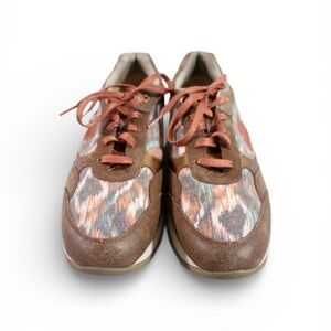 Skechers Vita Vivere Leather Add 1.5 Inches To Height 9